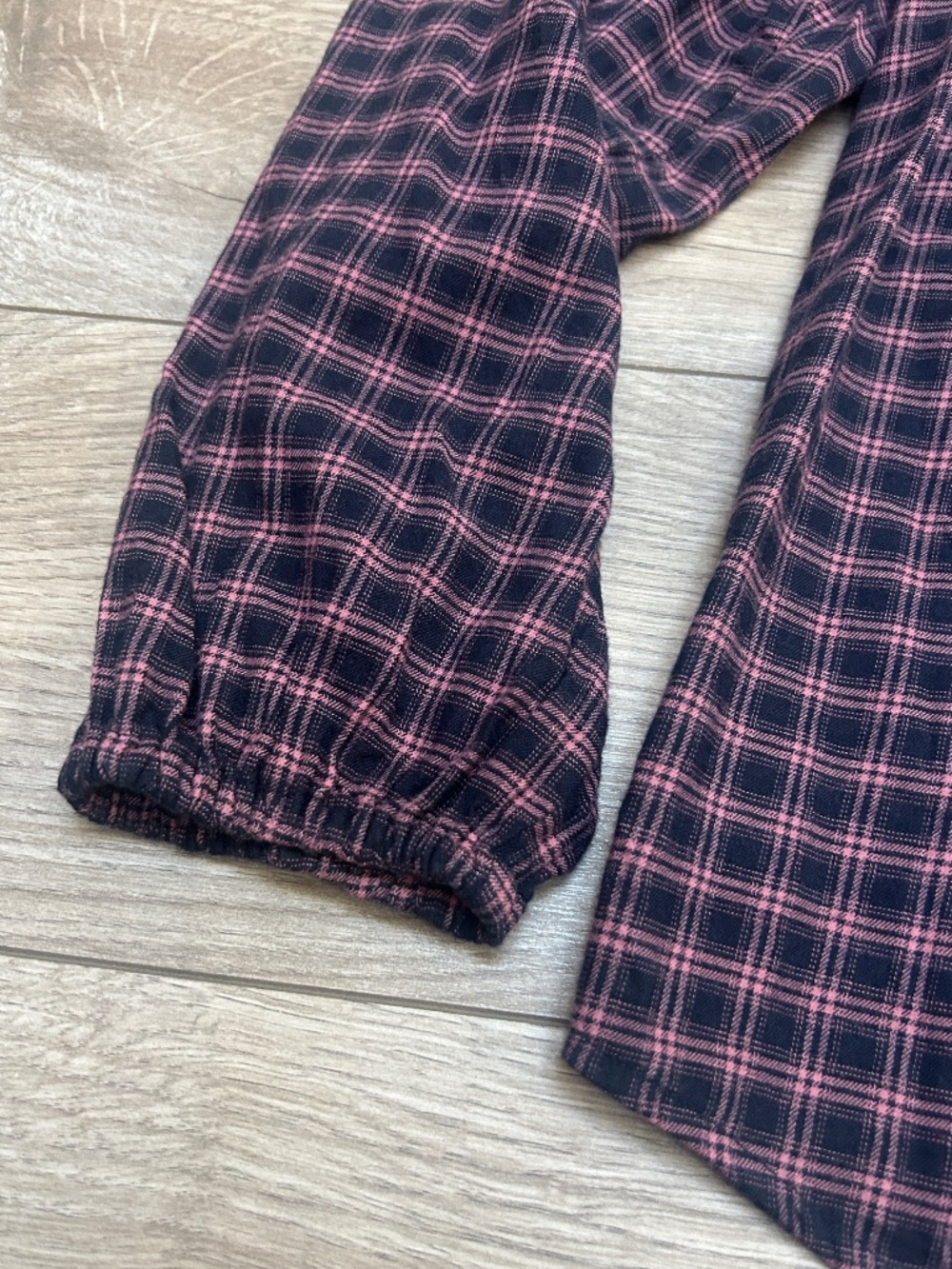 Rails Checked Button-Front Indi Top - Picture 8 of 9